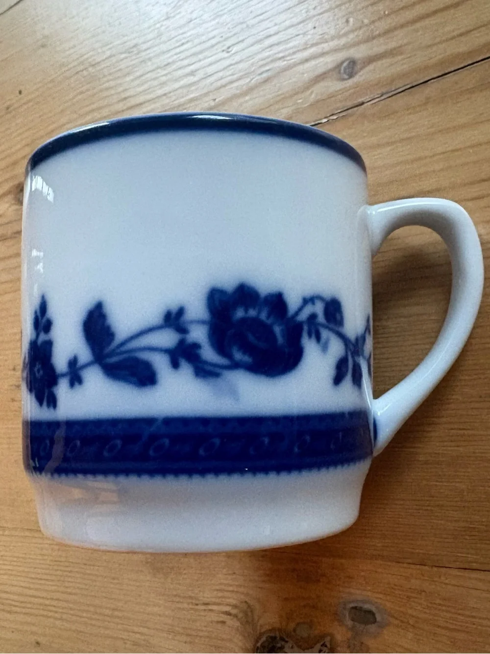 Williams Sonoma mug featuring a blue and white